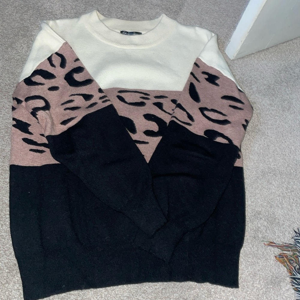 Beautiful Pretty Garden Sweater